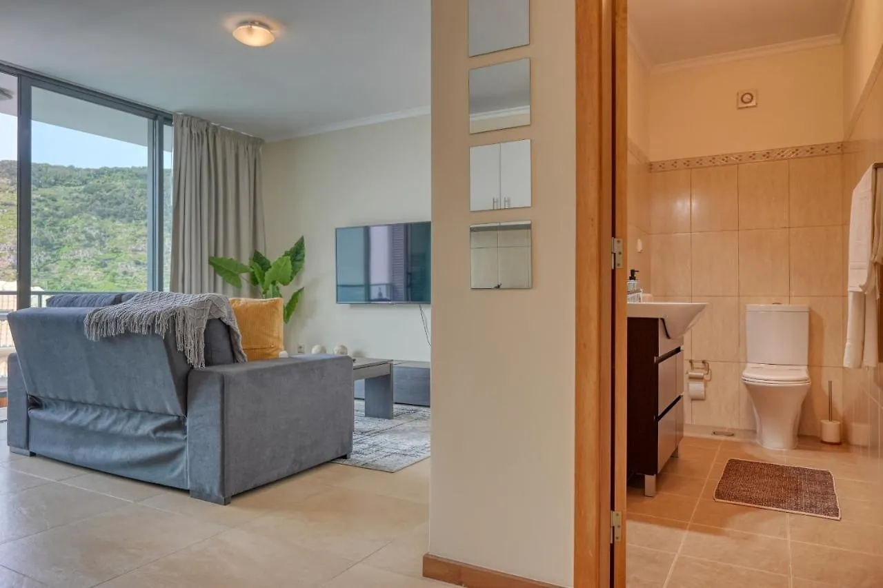 Apartment Baia Machico, A Home In Madeira