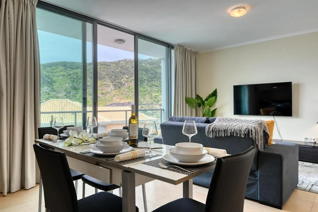 Apartment Baia Machico, A Home In Madeira