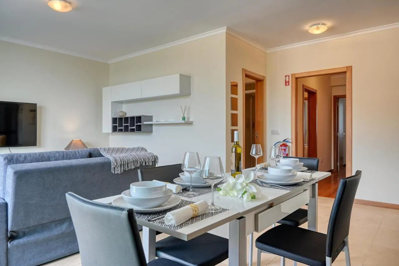 Apartment Baia Machico, A Home In Madeira
