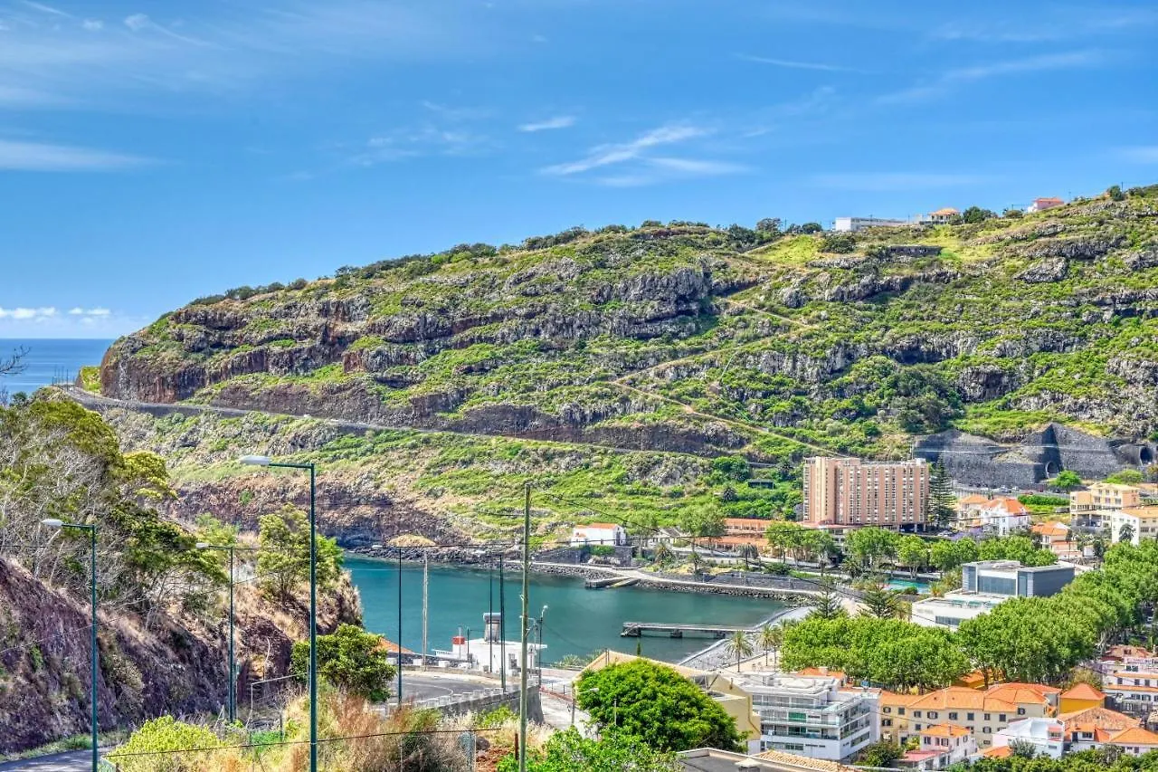 Baia Machico, A Home In Madeira location