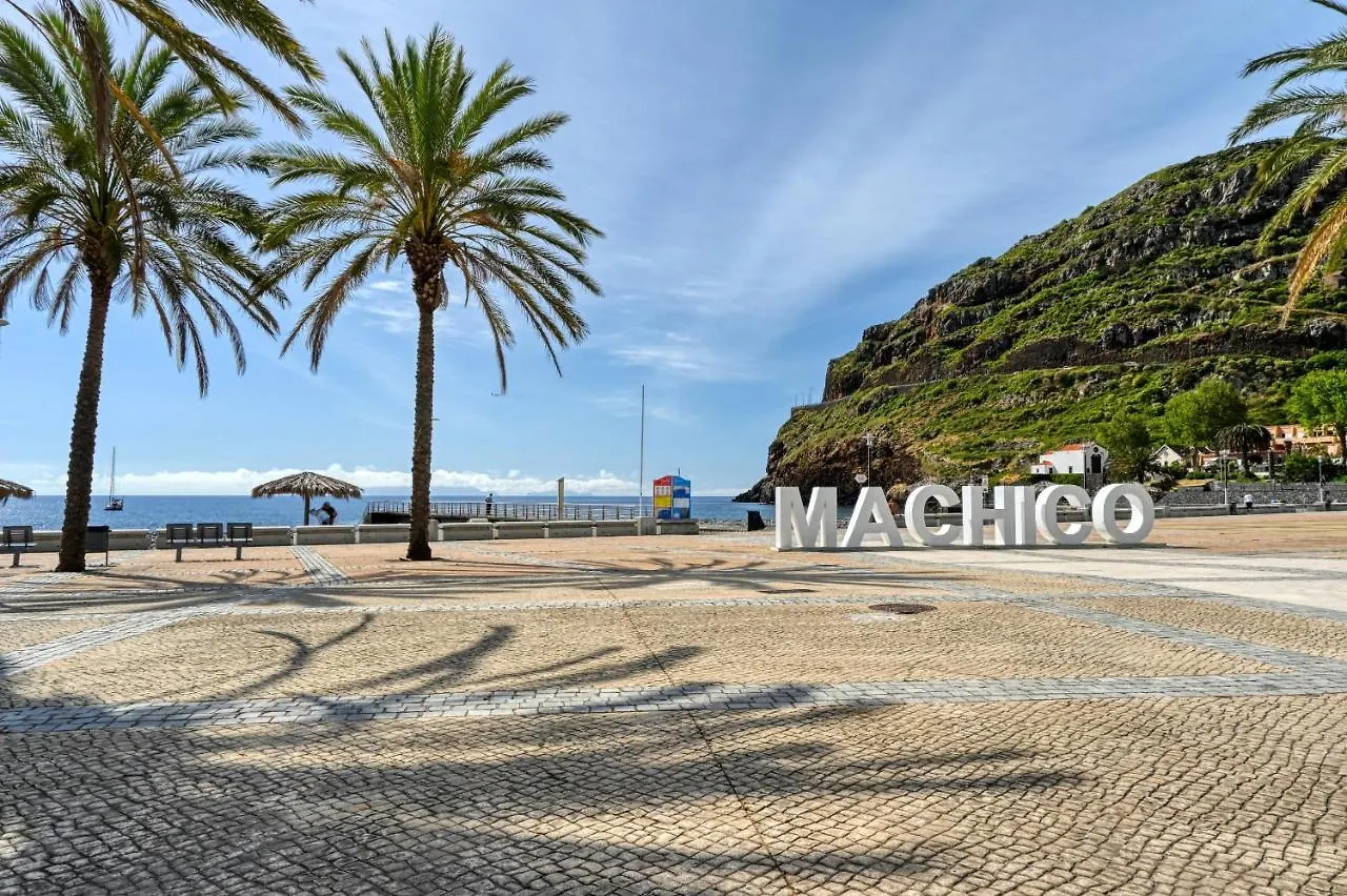 Baia Machico, A Home In Madeira